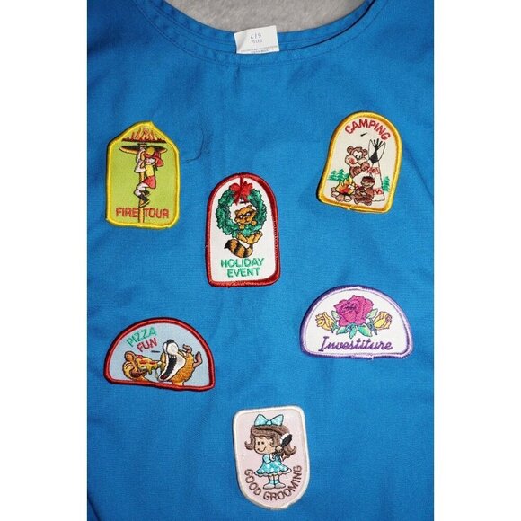 Vintage 90’s Daisy Girl Scouts Blue Tunic Apron Smock Vest Uniform Badges 5/6 - Picture 6 of 6